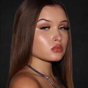 Meet your Posher, Sydney